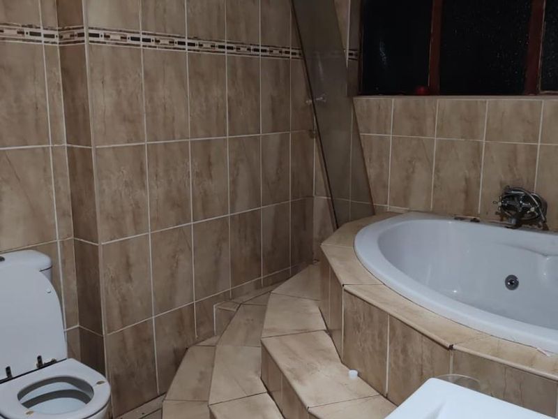 House To Rent in Sasolburg Ext 12, Sasolburg - Photo 8