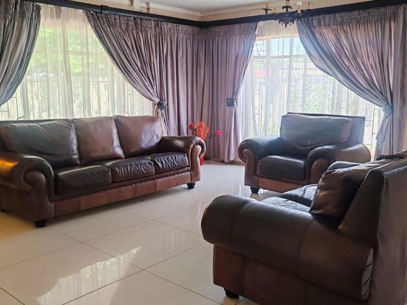 House To Rent in Sasolburg Ext 12, Sasolburg - Photo 2