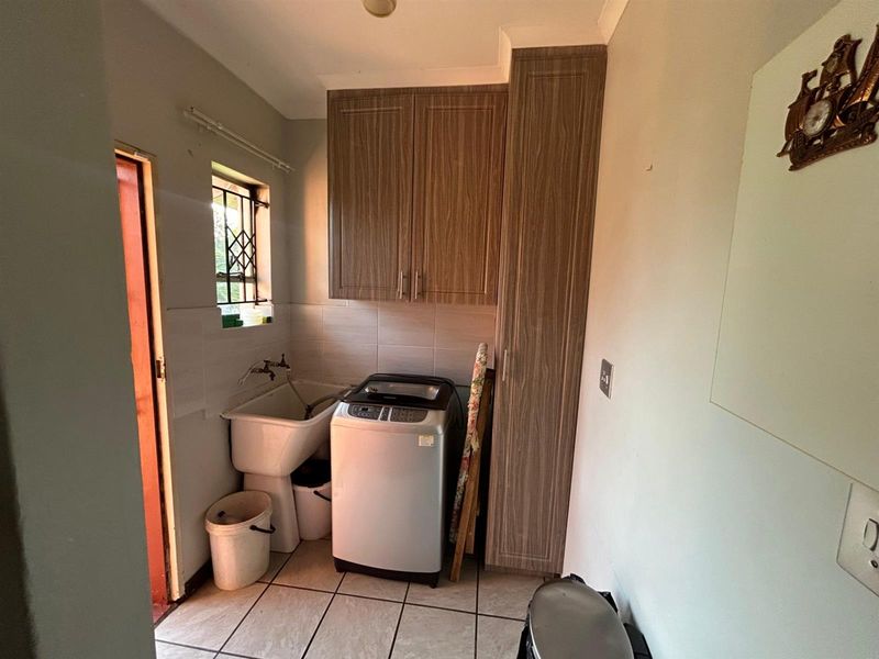 House For Sale in Sunnyridge, Newcastle, KwaZulu Natal - Photo 8