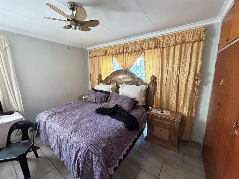 House For Sale in Sunnyridge, Newcastle, KwaZulu Natal - Photo 2