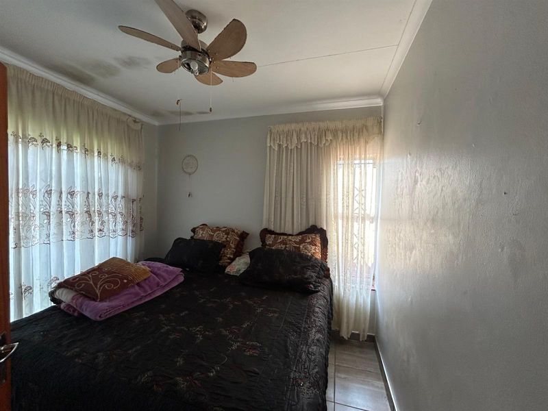 House For Sale in Sunnyridge, Newcastle, KwaZulu Natal - Photo 4