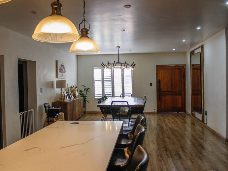 Modern and spacious family home! - Photo 10