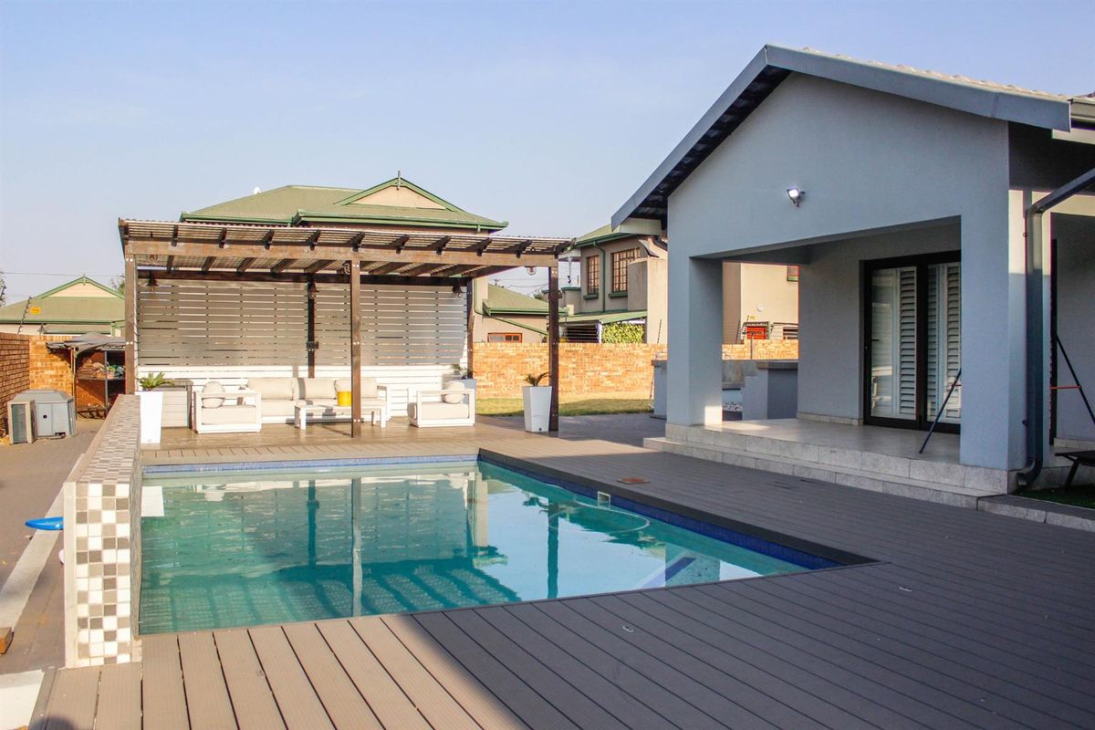 Modern and spacious family home! - Photo 5