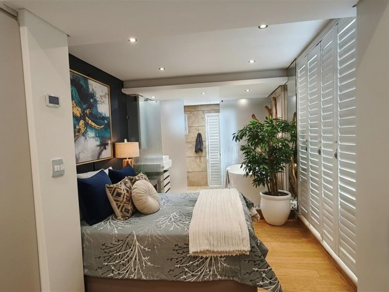 Sophisticated Heritage Living in the Heart of Campus - Photo 8