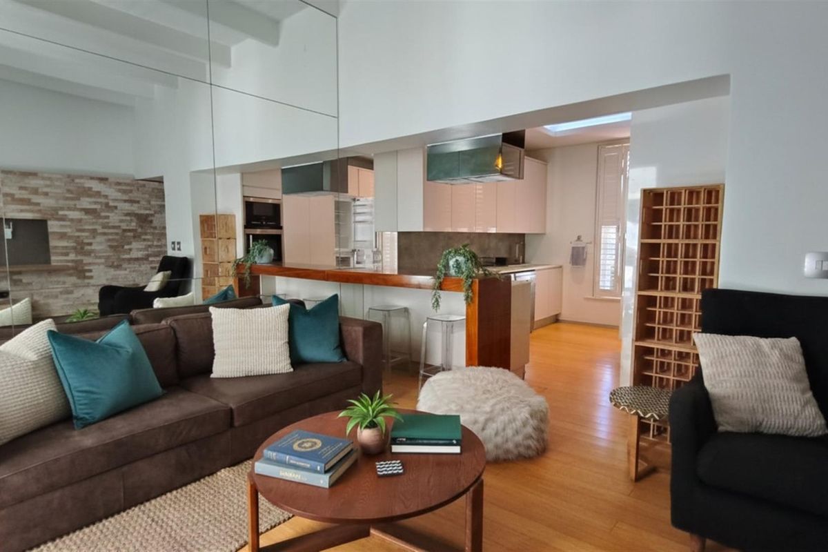 Sophisticated Heritage Living in the Heart of Campus - Photo 2