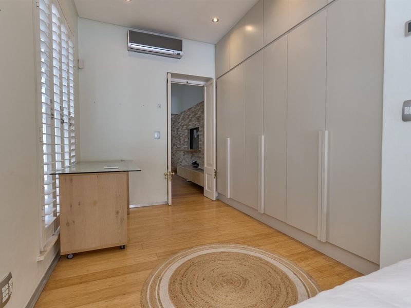 Sophisticated Heritage Living in the Heart of Campus - Photo 9