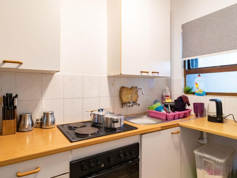Apartment For Sale in Wilro Park, Roodepoort - Photo 4