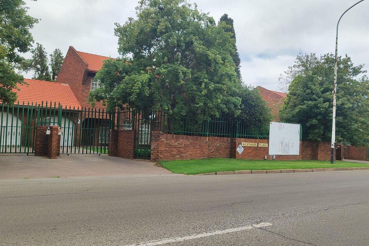 House For Sale in Boksburg South - Photo 5