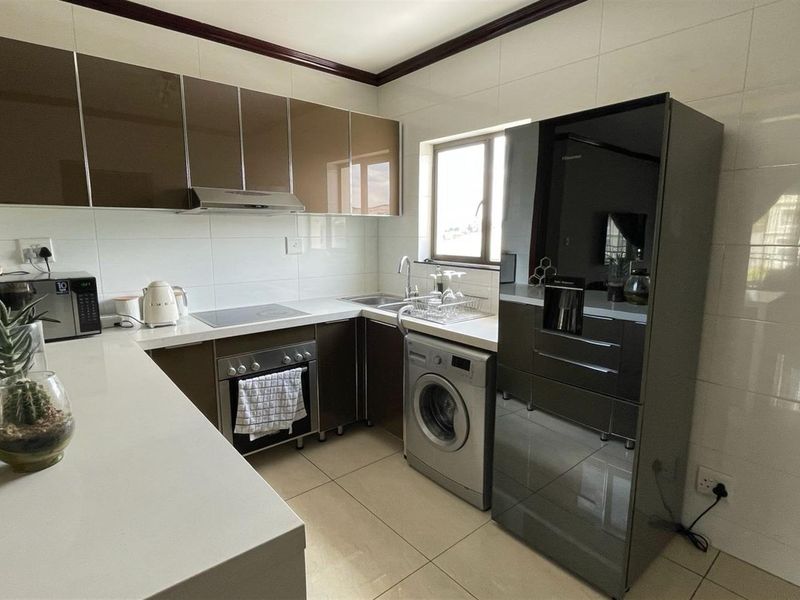 Apartment To Rent in Fourways, Sandton - Photo 7