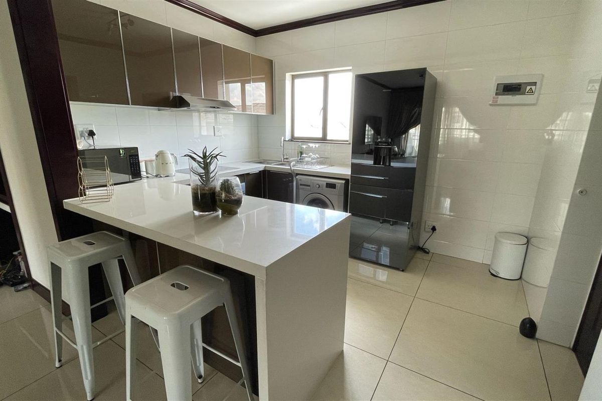 Apartment To Rent in Fourways, Sandton - Photo 4