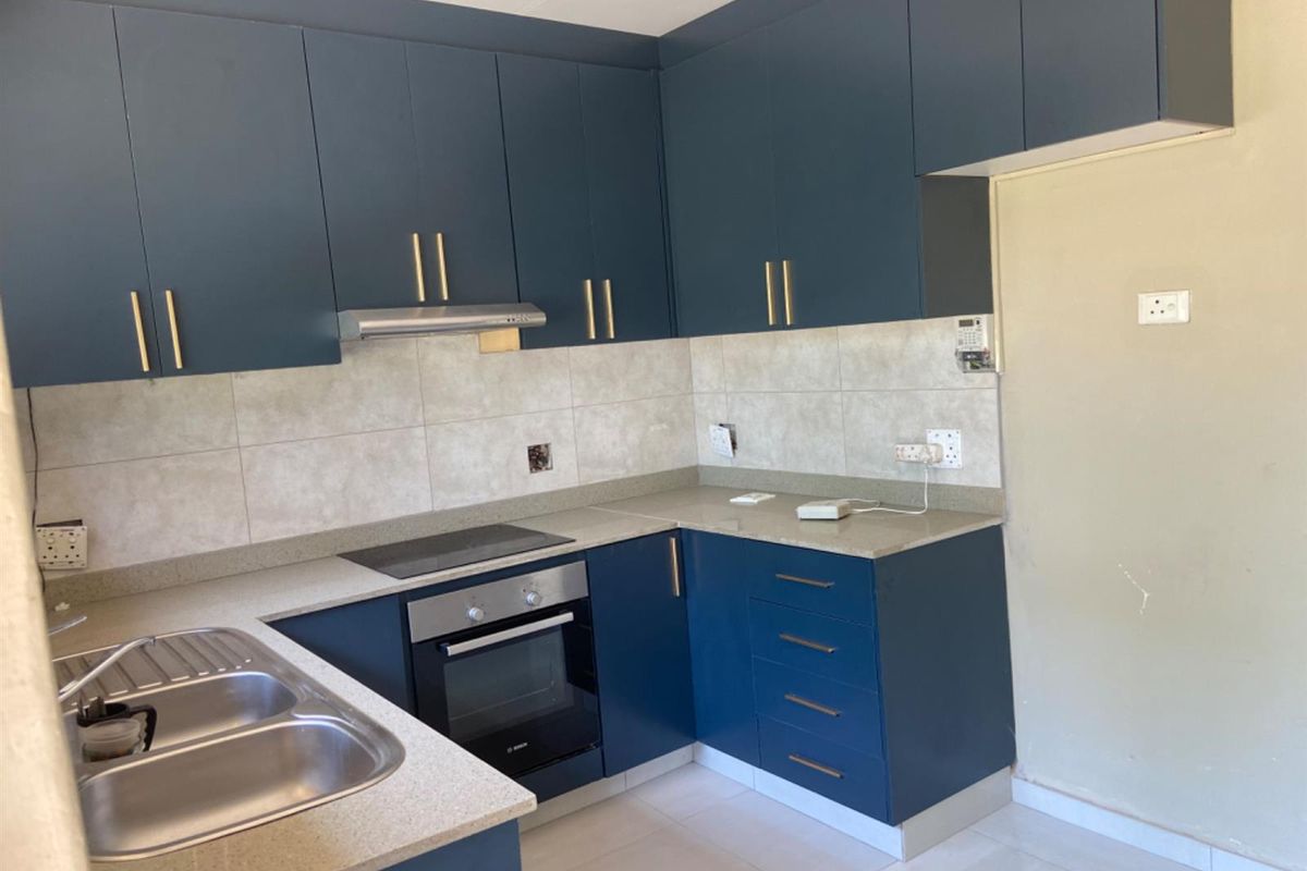 Cottage To Rent in Athlone Park, Amanzimtoti, KwaZulu Natal - Photo 3