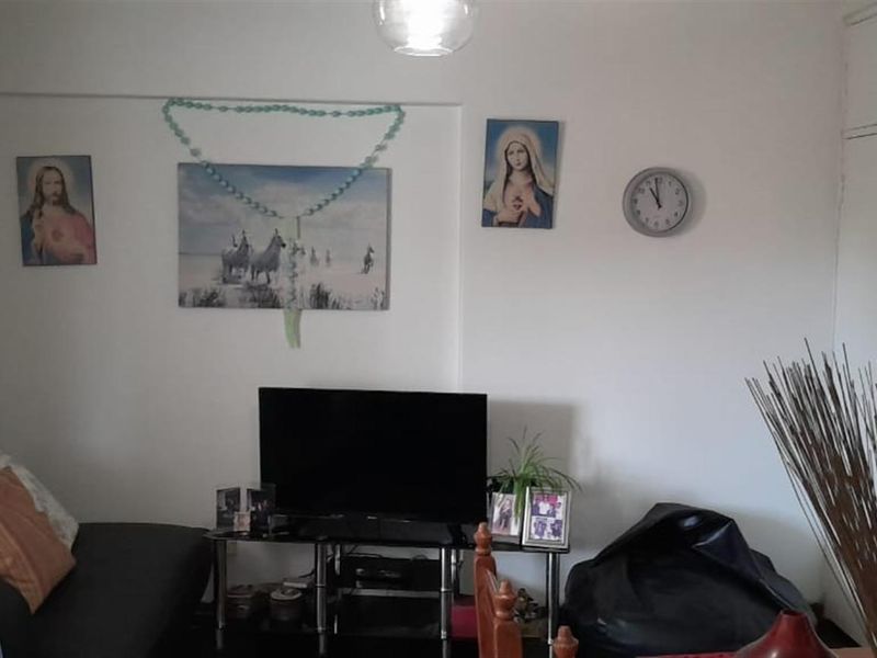 Apartment For Sale in Berea, Johannesburg - Photo 8