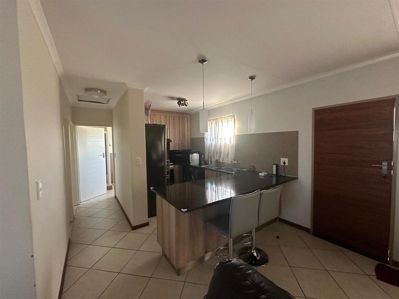 Apartment For Sale in Monavoni, Centurion - Photo 4