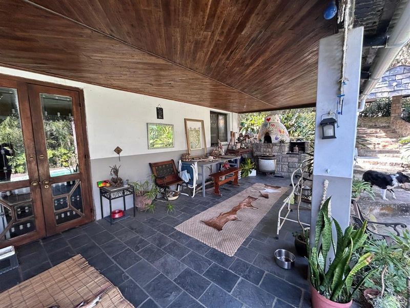 Amazing 8 Bedroom house for Sale in Umtentweni - Photo 2