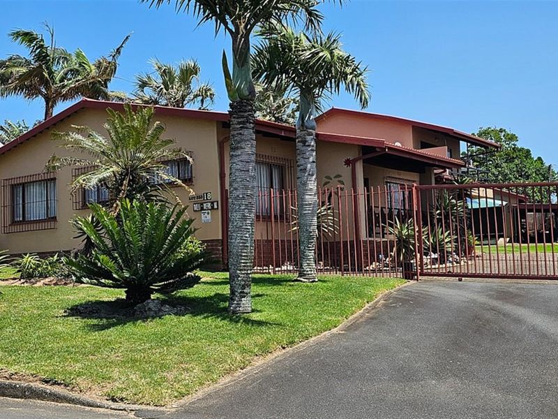 House For Sale in Manaba Beach, Margate, KwaZulu Natal - Photo 2
