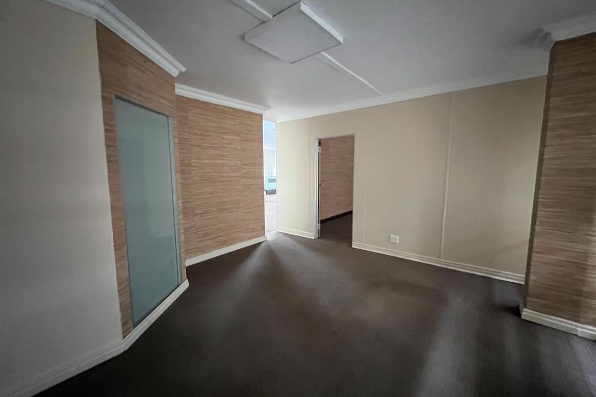 Office To Rent in Ferndale, Randburg - Photo 3