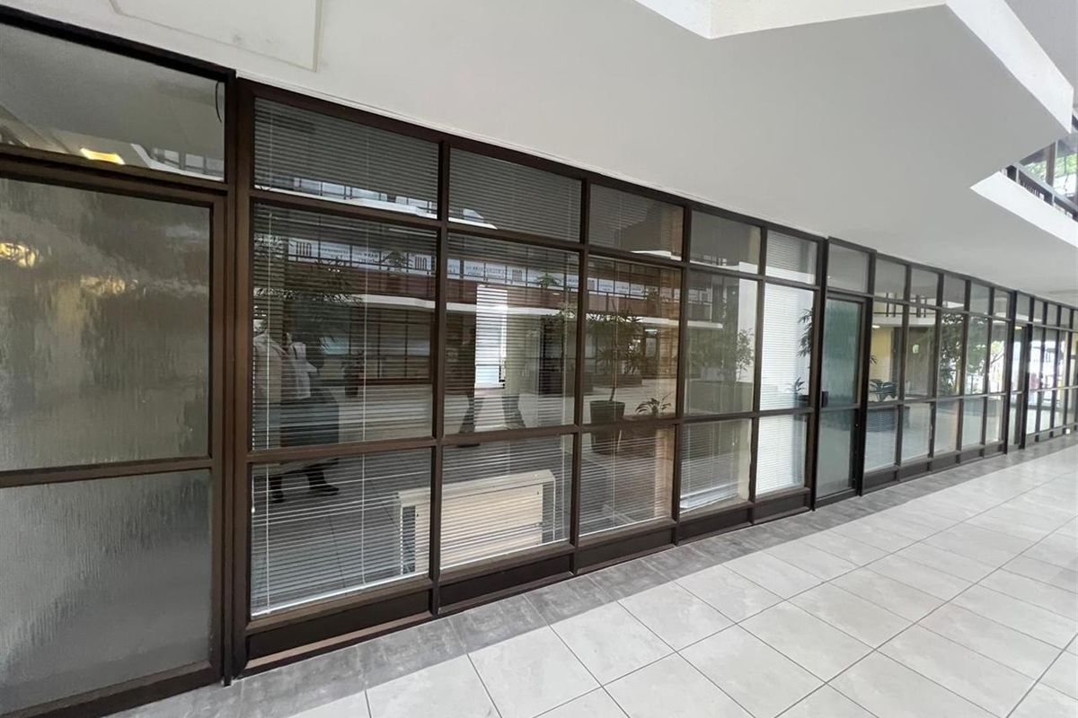 Office To Rent in Ferndale, Randburg - Photo 2