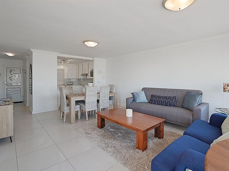 Beachfront Apartment in Blouberg - Photo 9