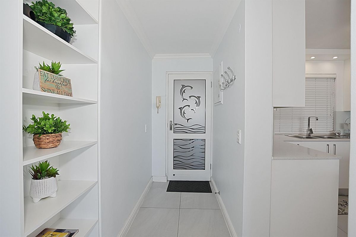 Beachfront Apartment in Blouberg - Photo 2