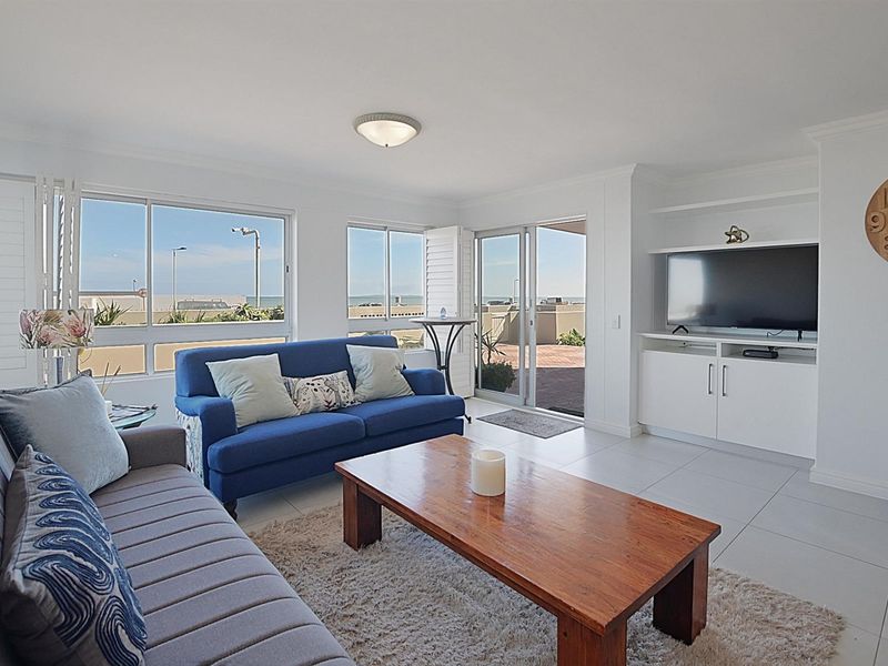 Beachfront Apartment in Blouberg - Photo 7