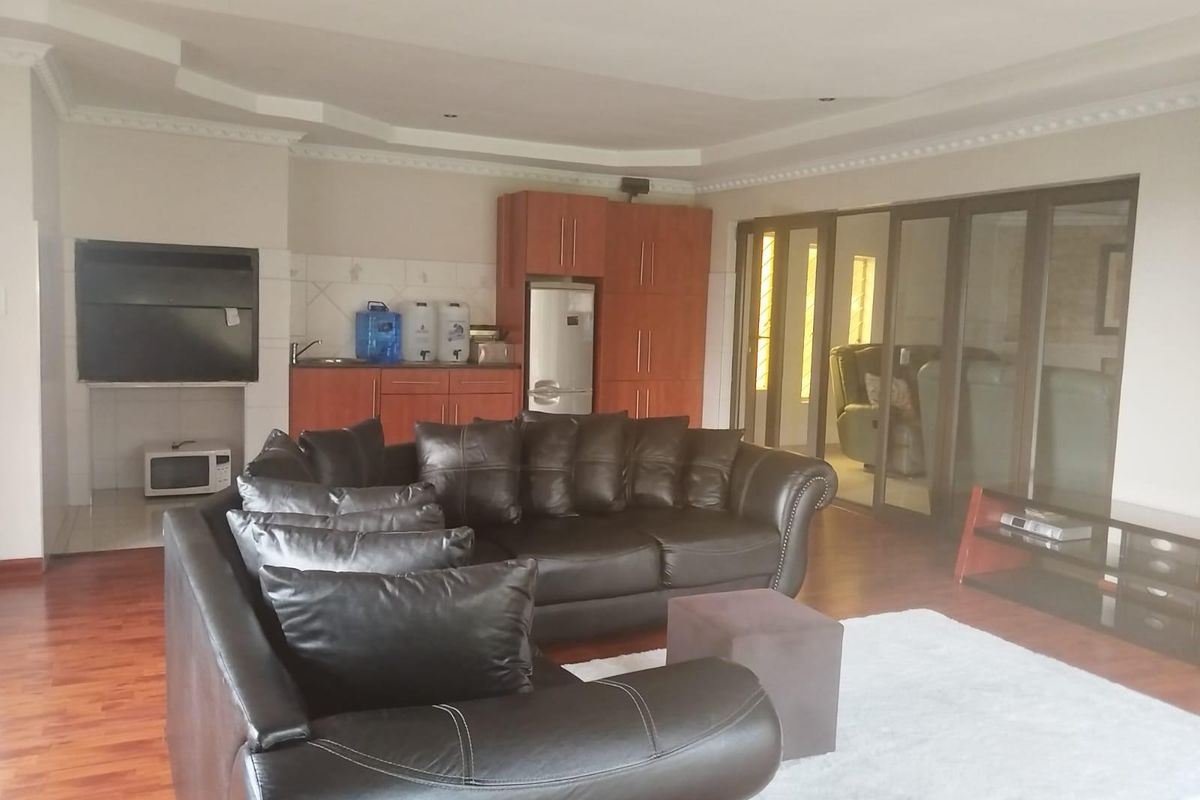 House For Sale in Die Heuwel Ext 4, Die Heuwel, Witbank - Photo 5