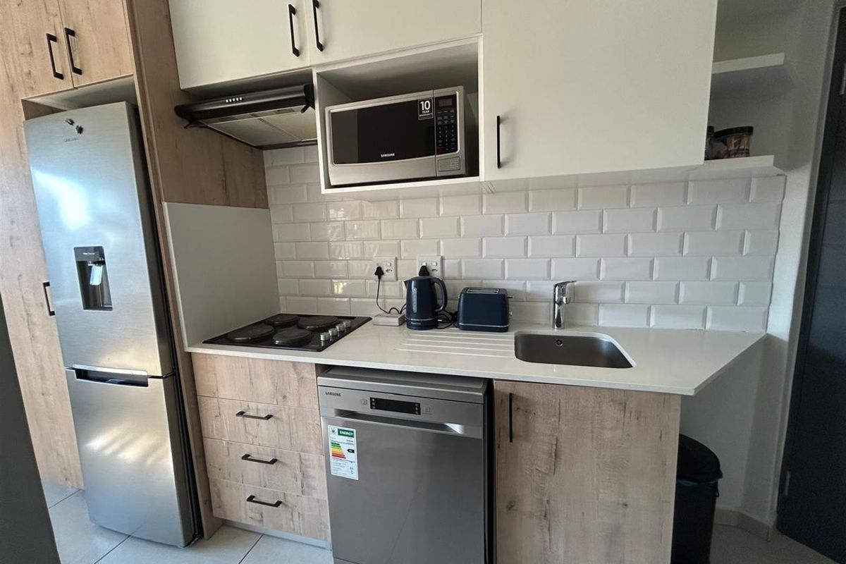 Apartment To Rent in Fourways, Sandton - Photo 5