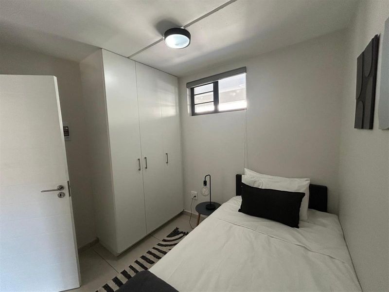 Apartment To Rent in Fourways, Sandton - Photo 2