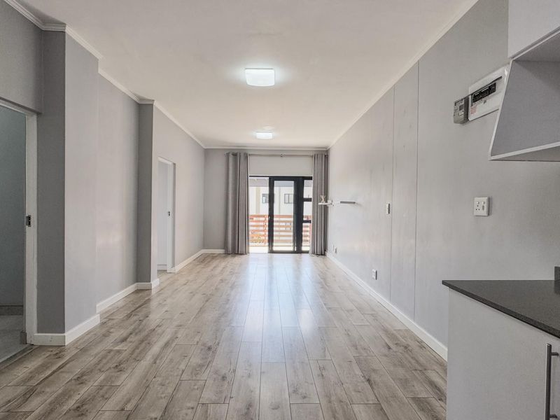 Stylish Two-Bedroom Apartment in Cotswold Fenns Estate - Secure, Modern Living - Photo 7