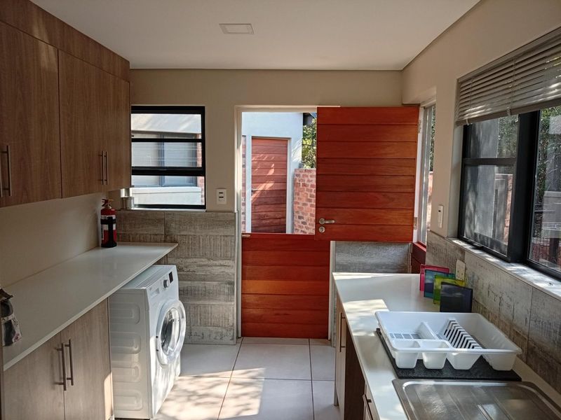 House For Sale in Negester Klein-Kariba, Bela Bela - Photo 9