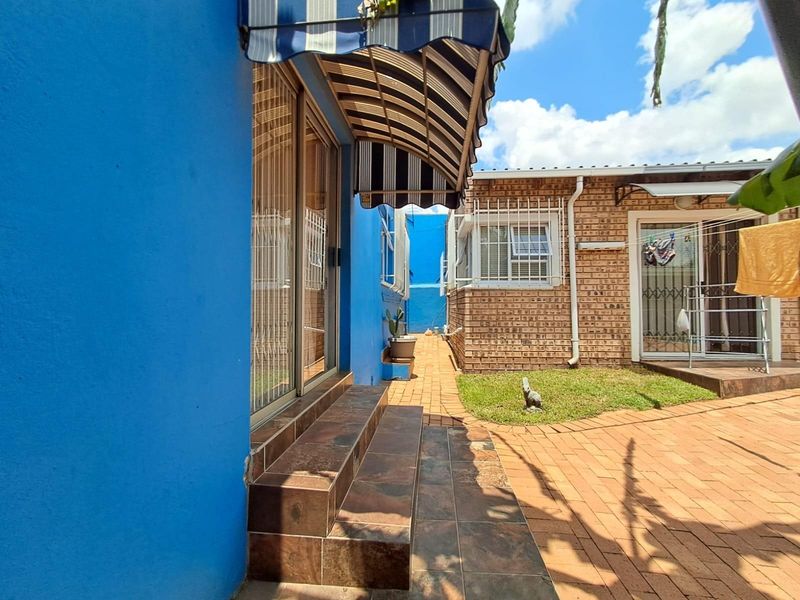 House For Sale in Kensington, Johannesburg - Photo 6