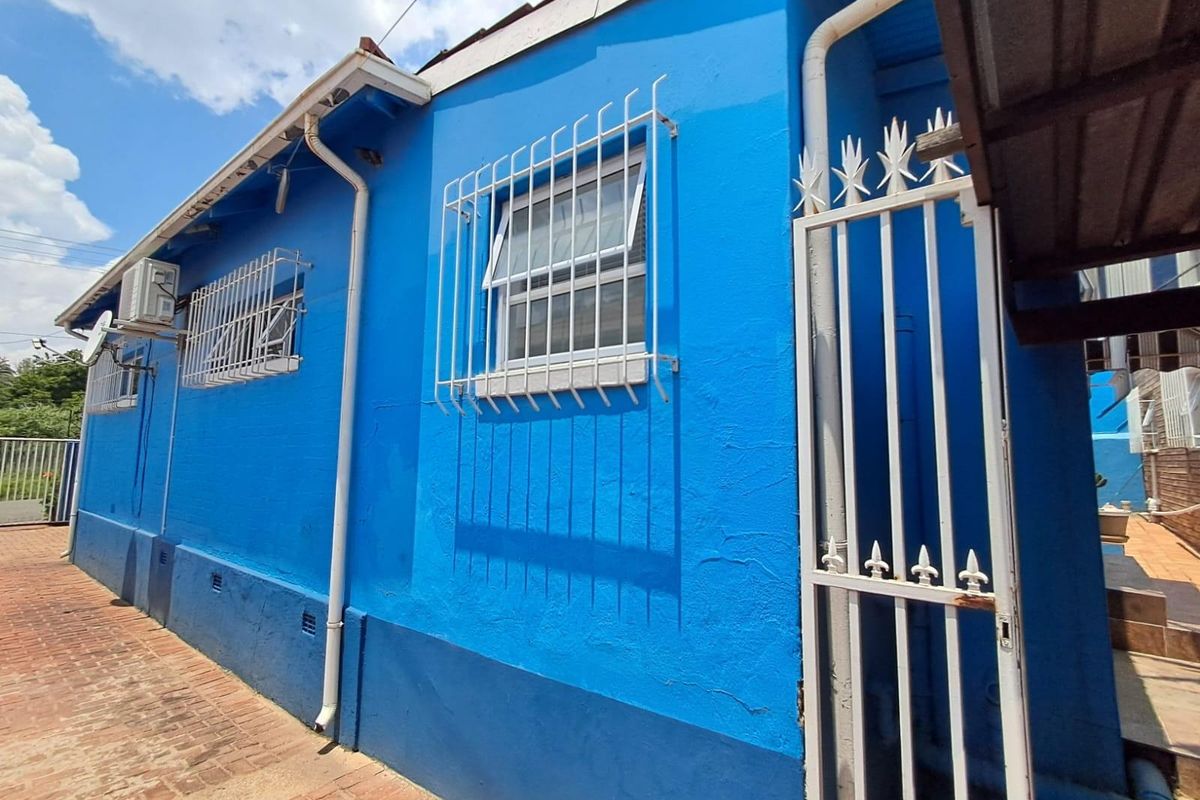 House For Sale in Kensington, Johannesburg - Photo 4