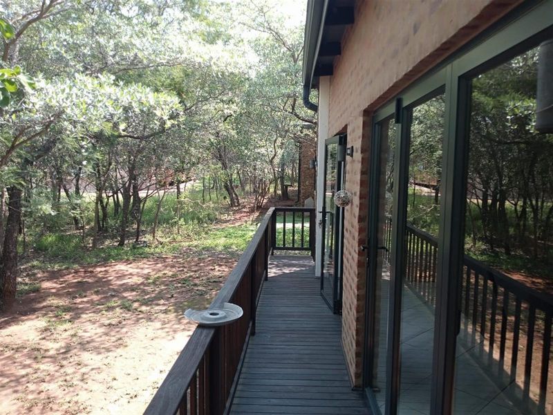 House For Sale in Negester Klein-Kariba, Bela Bela - Photo 9