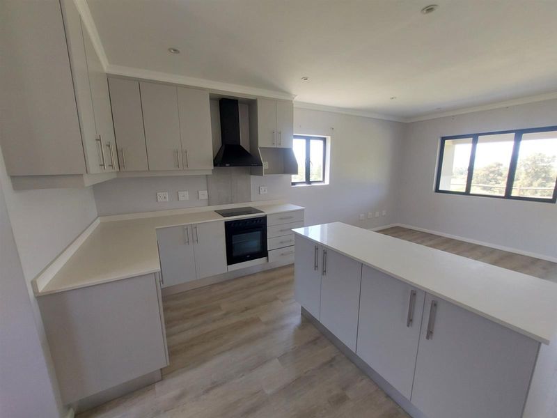 4 bed,3 bath home To Rent on a golf estate in Hayfields, Pietermaritzburg, KwaZulu Natal - Photo 8