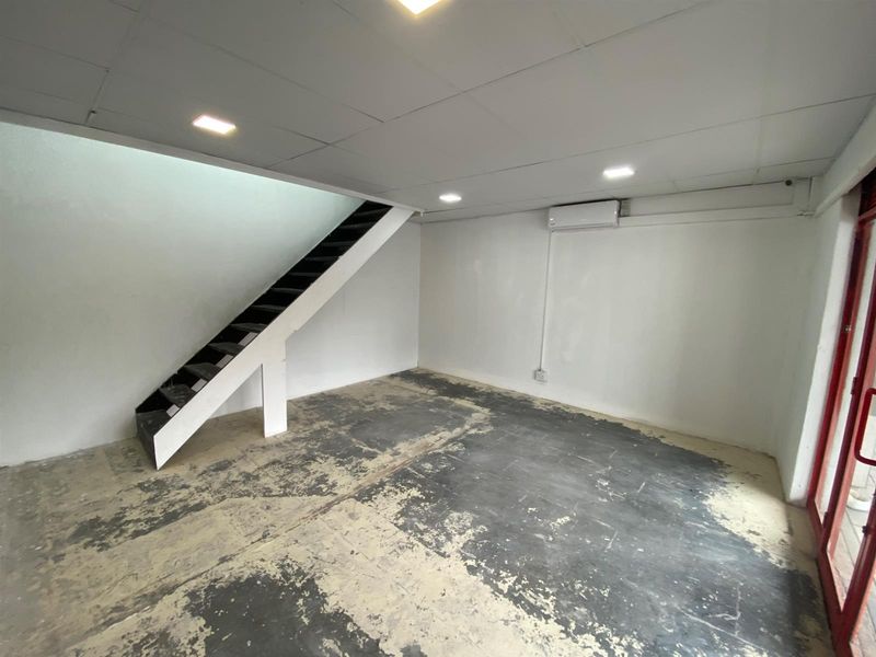 Small double storey Commercial Property To Rent in Riverside Industrial Park, Nelspruit - Photo 2