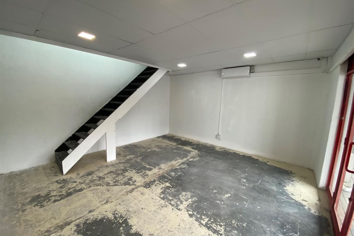 Small double storey Commercial Property To Rent in Riverside Industrial Park, Nelspruit - Photo 2