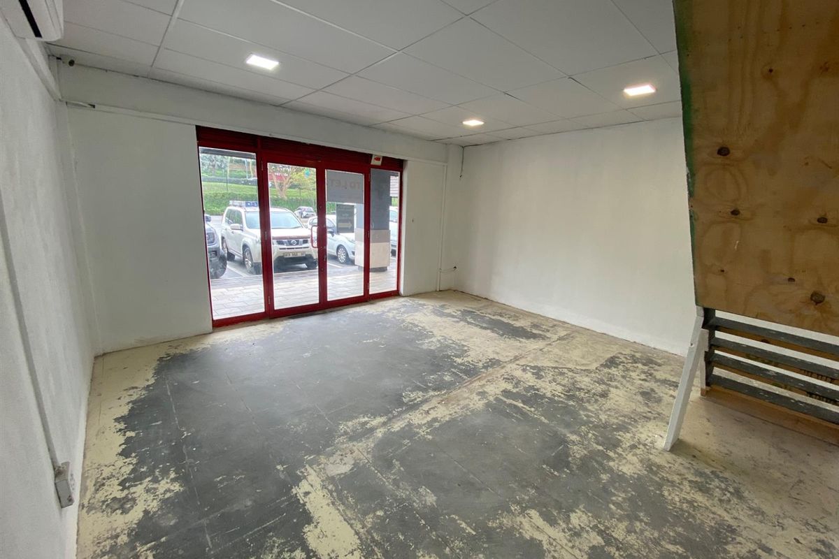 Small double storey Commercial Property To Rent in Riverside Industrial Park, Nelspruit - Photo 4