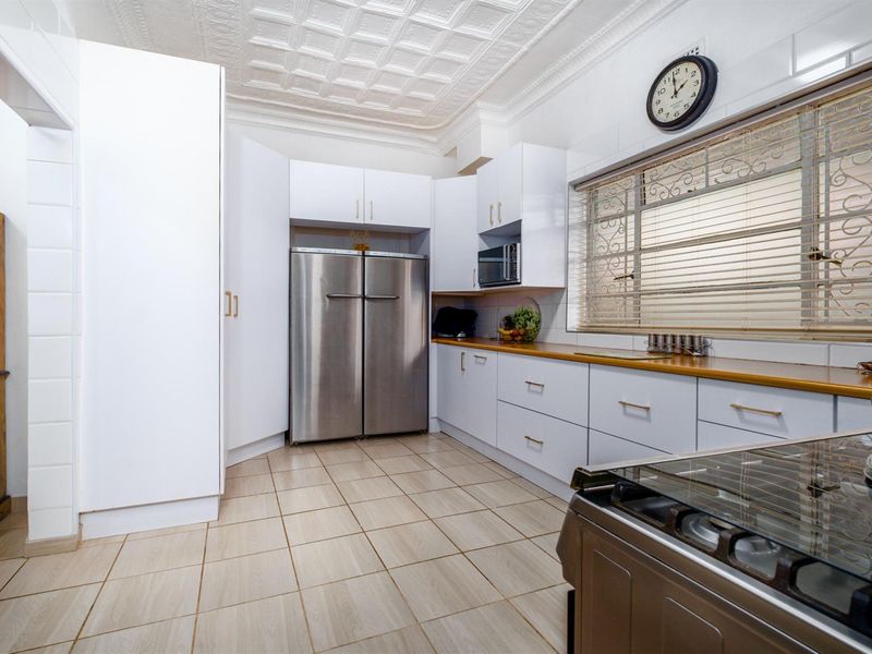 House For Sale in Johannesburg - Photo 7