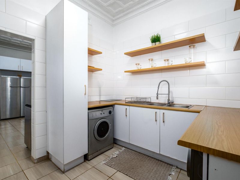 House For Sale in Johannesburg - Photo 9