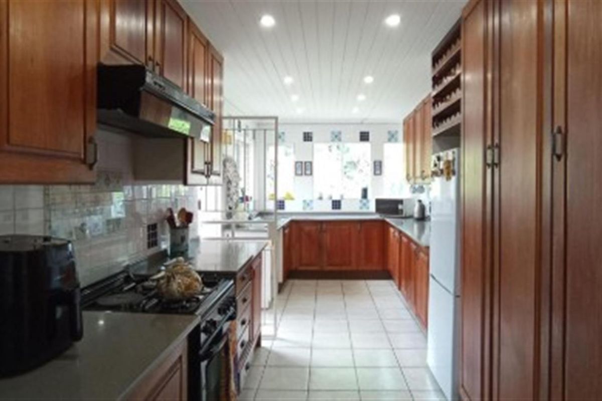 Family Home For Sale in Doringkloof, Centurion - Photo 3