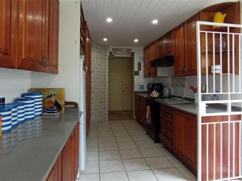 Family Home For Sale in Doringkloof, Centurion - Photo 10