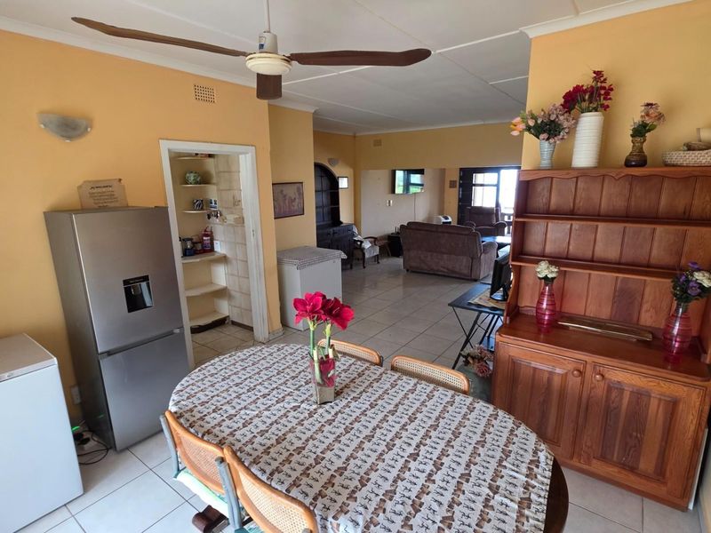 House For Sale in Uvongo, Margate, KwaZulu Natal - Photo 10