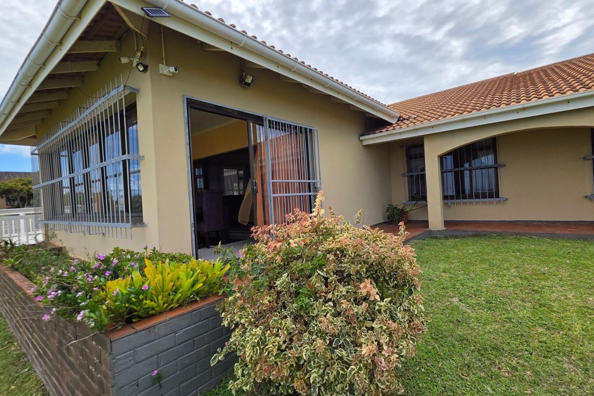 House For Sale in Uvongo, Margate, KwaZulu Natal - Photo 2