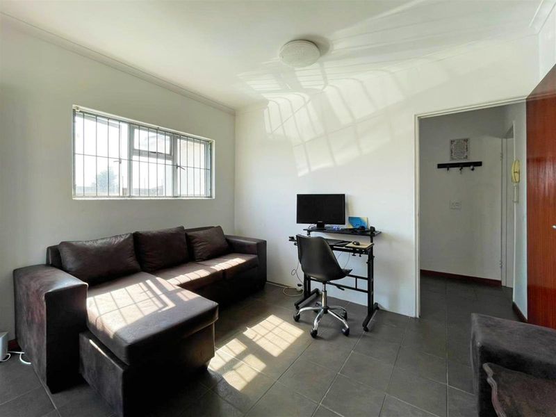 High-Yield Investment Property | 9 Income-Generating Units on 4 000m2 in Schaapkraal - Photo 9