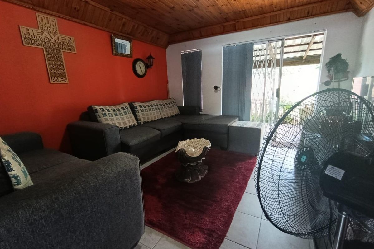 Townhouse For Sale in Veld En Vlei, Richards Bay, KwaZulu Natal - Photo 3