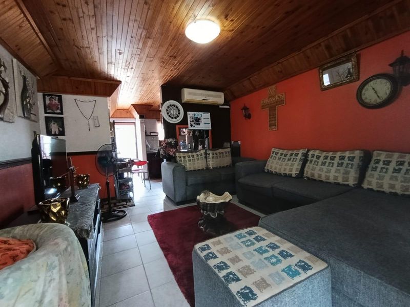 Townhouse For Sale in Veld En Vlei, Richards Bay, KwaZulu Natal - Photo 4