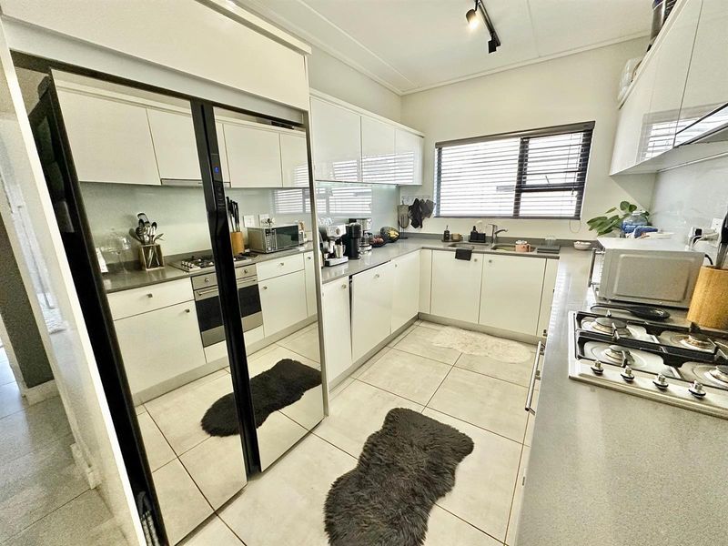 Apartment For Sale in The Polofields, Waterfall, Midrand - Photo 10