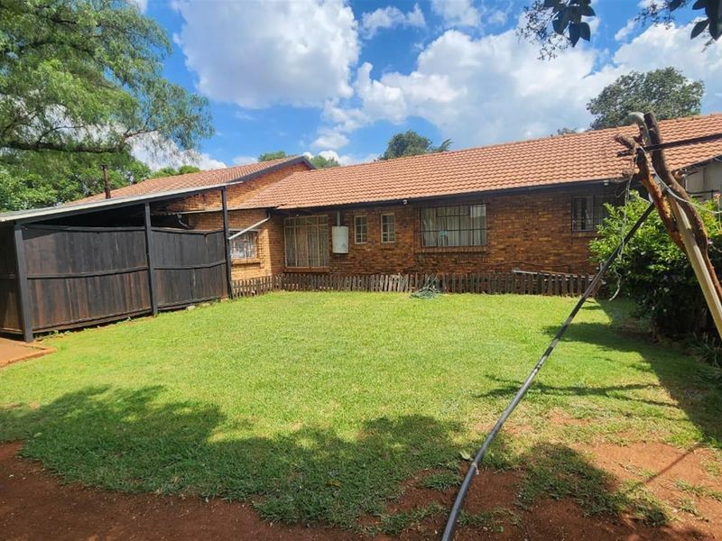 Great Value Withok Estate, Smallholdings for sale - Photo 10