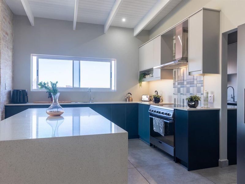 Views, luxury family home - Myburgh Park - Photo 10