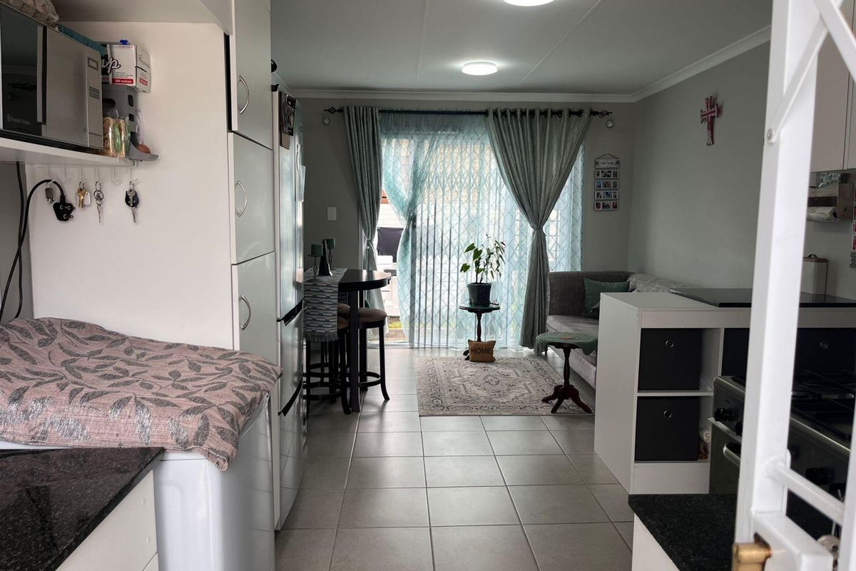 2 Bed Town House at Mimosa Village - Photo 4
