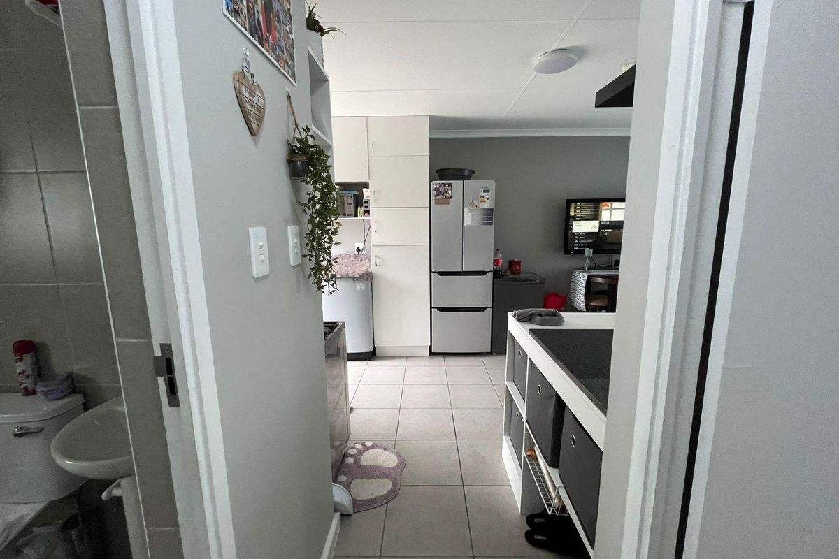 2 Bed Town House at Mimosa Village - Photo 5